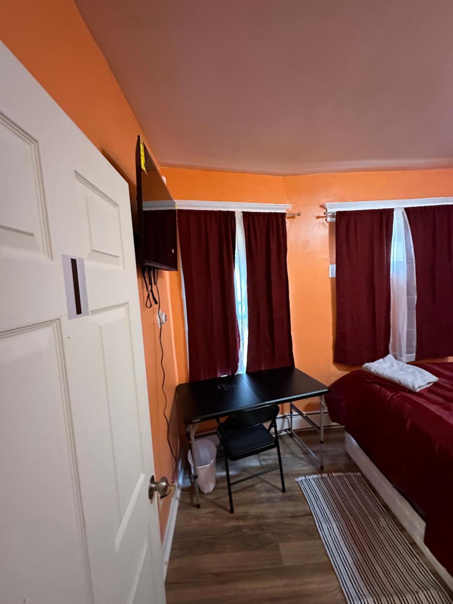 Fidellia Iron Room, Queen Bed Minutes From Newark Liberty International Airport And Newark Penn Station Εξωτερικό φωτογραφία